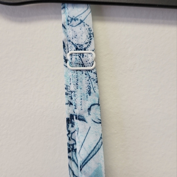 Torrid Disney Cinderella Sketches Flutter Cold Shoulder Top Blue 2X - Picture 7 of 11